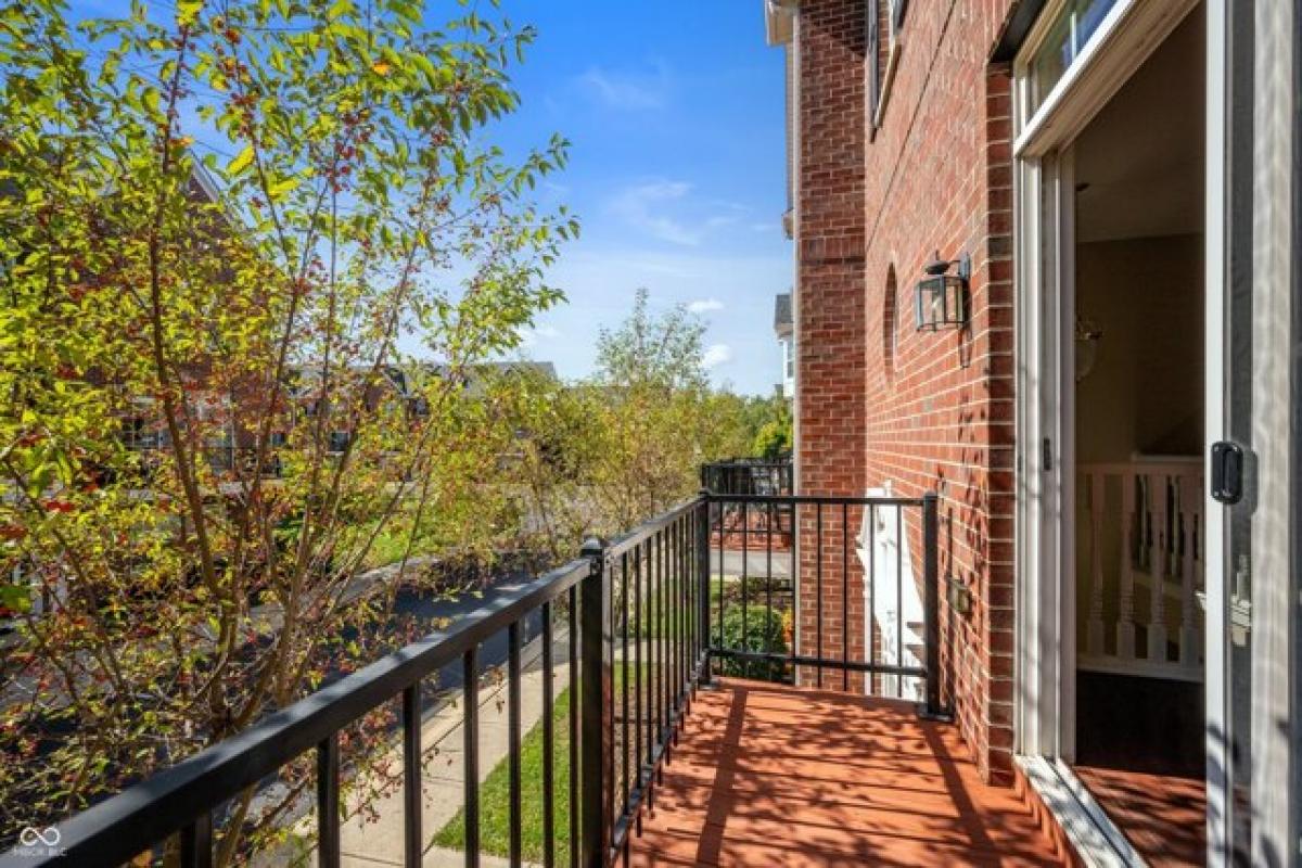 Picture of Home For Sale in Carmel, Indiana, United States