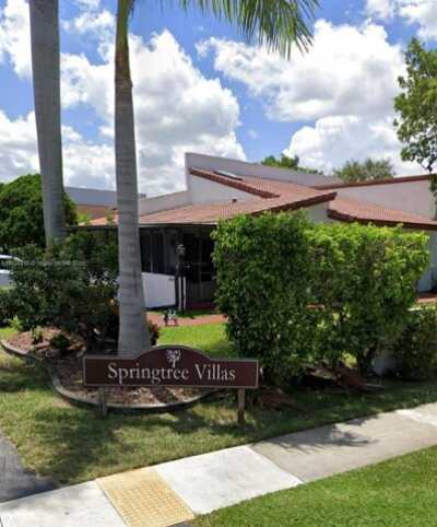 Home For Sale in Sunrise, Florida