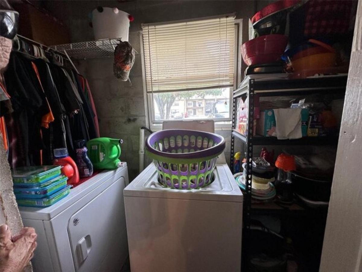 Picture of Home For Sale in Pinellas Park, Florida, United States