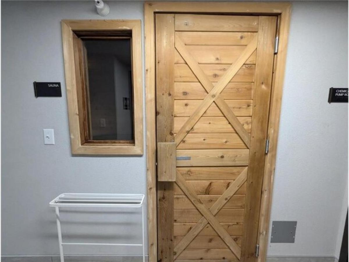 Picture of Home For Sale in Minneapolis, Minnesota, United States