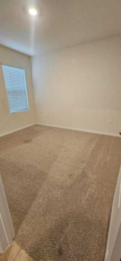 Home For Rent in Winter Haven, Florida