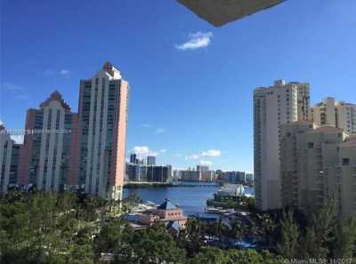 Home For Sale in Aventura, Florida