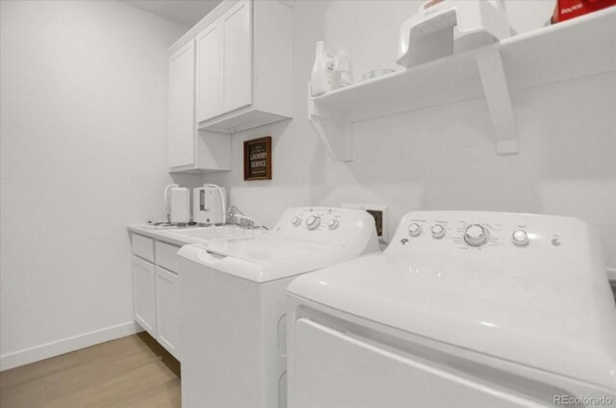 Picture of Home For Sale in Parker, Colorado, United States