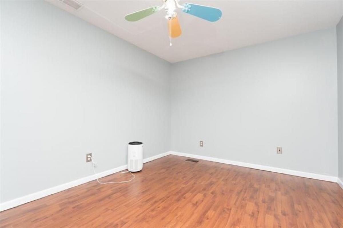 Picture of Home For Sale in Owensboro, Kentucky, United States