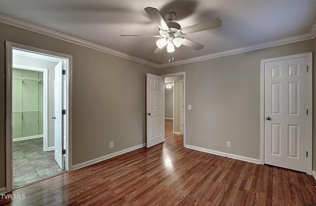 Picture of Home For Sale in Kingsport, Tennessee, United States