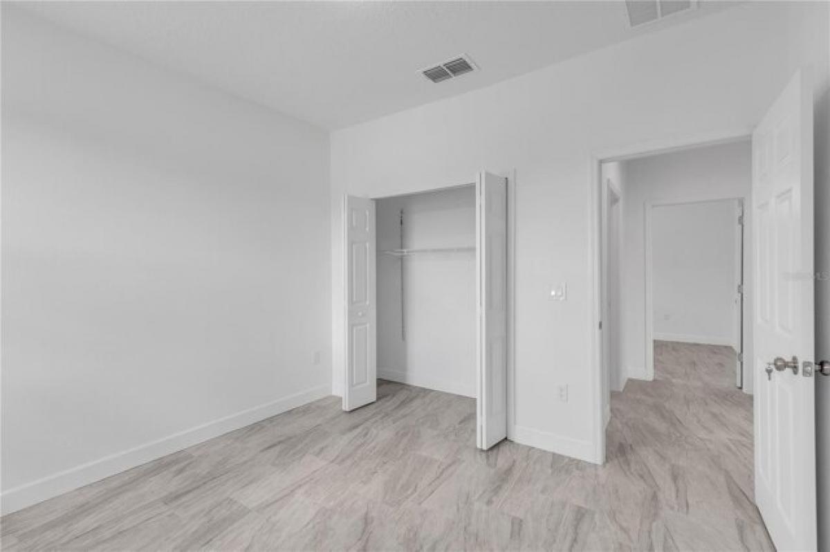 Picture of Home For Sale in Clermont, Florida, United States