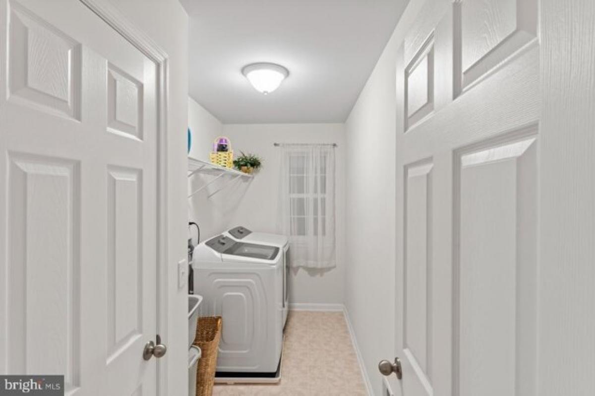 Picture of Home For Sale in Fredericksburg, Virginia, United States