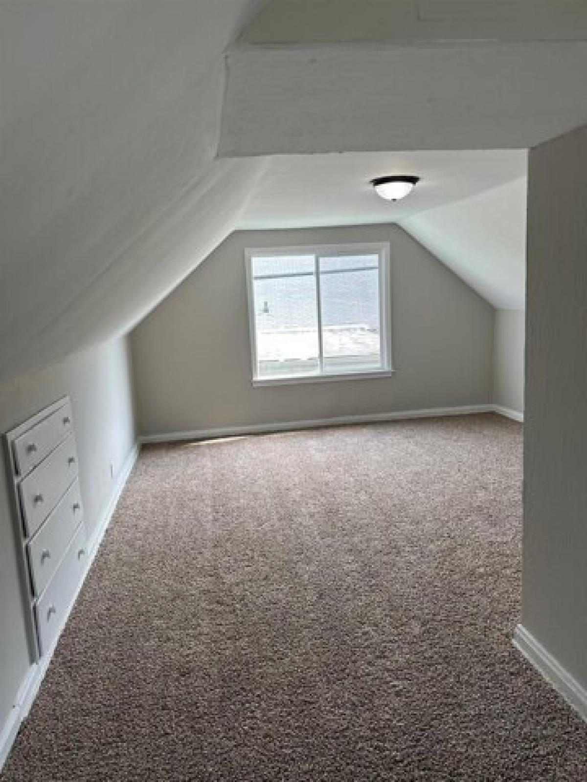 Picture of Home For Sale in Fort Wayne, Indiana, United States