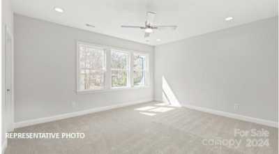 Home For Sale in Cornelius, North Carolina