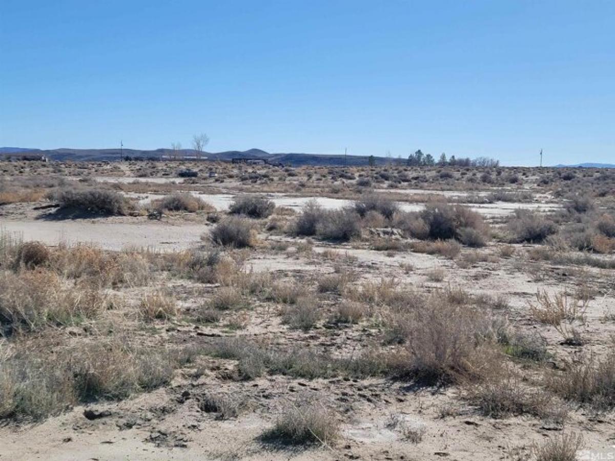 Picture of Residential Land For Sale in Silver Springs, Nevada, United States