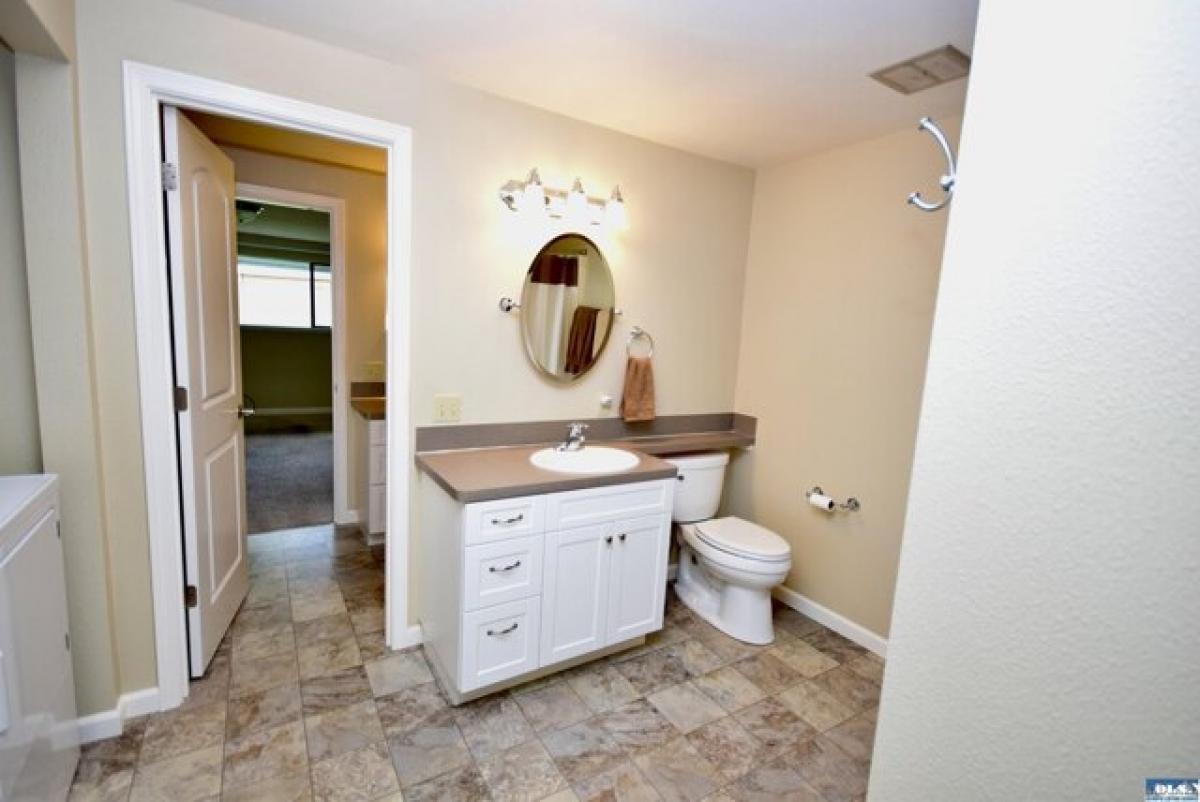 Picture of Home For Sale in Sequim, Washington, United States