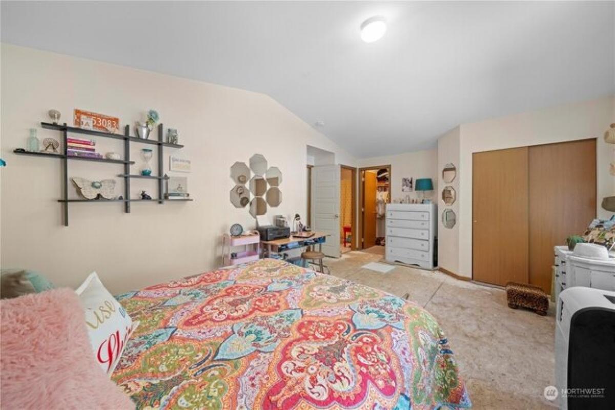 Picture of Home For Sale in Arlington, Washington, United States