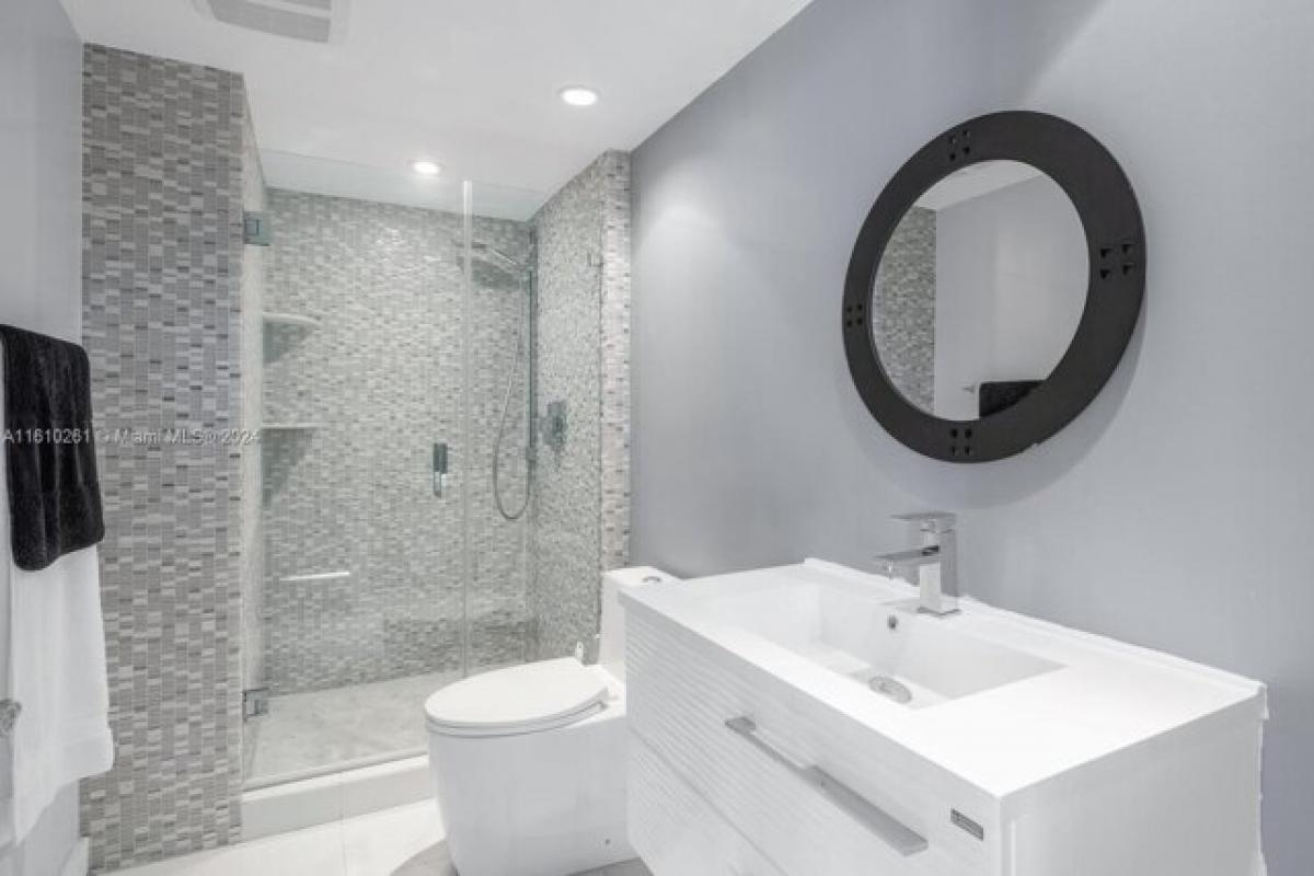 Picture of Home For Sale in Aventura, Florida, United States