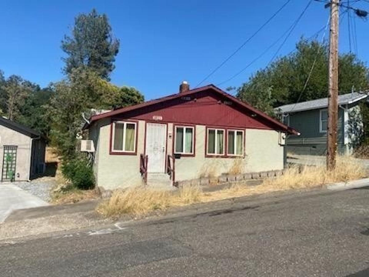 Picture of Home For Sale in Redding, California, United States