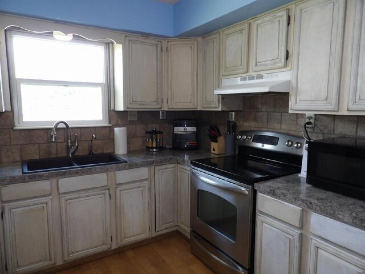 Picture of Home For Sale in Wichita, Kansas, United States