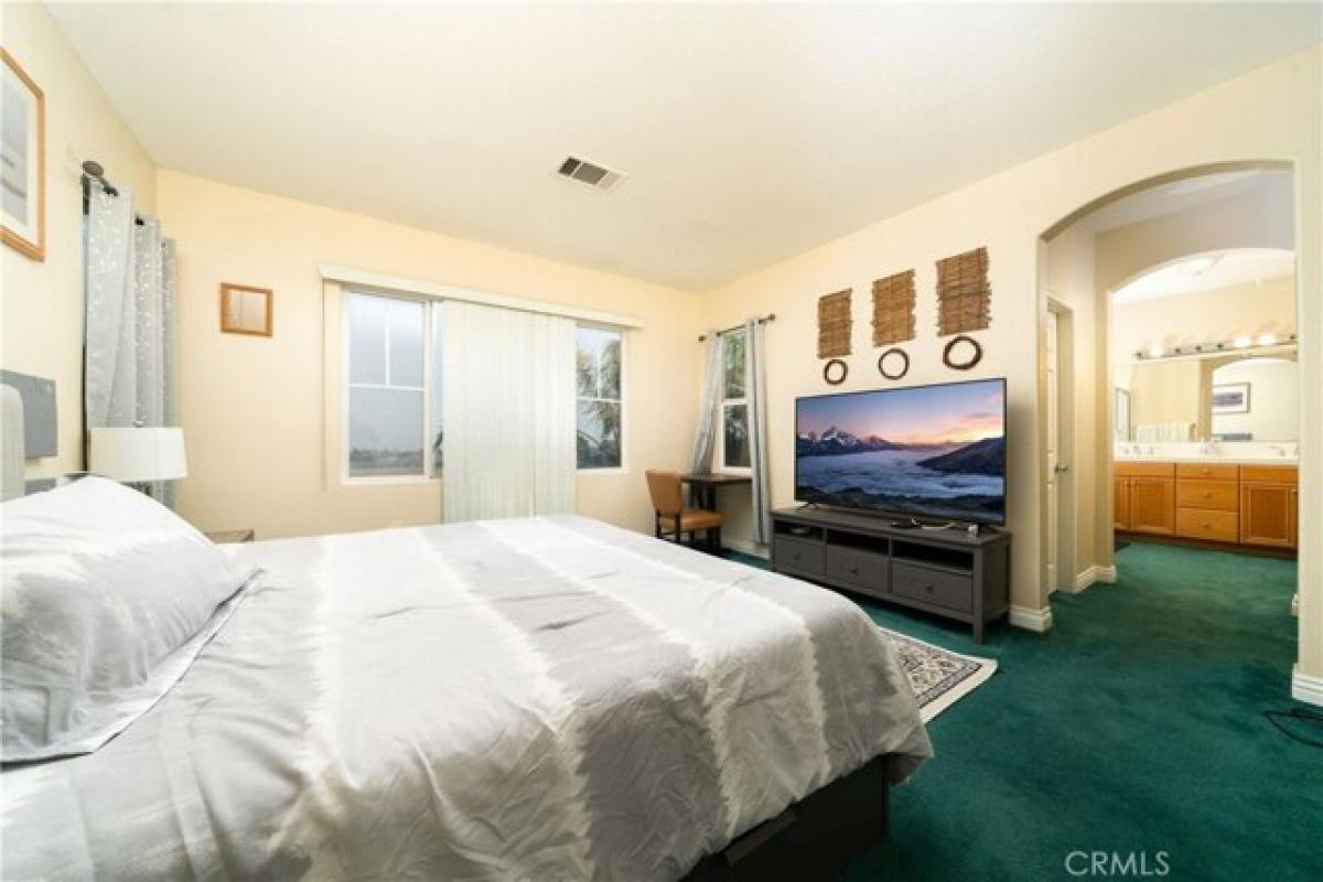 Picture of Home For Sale in Rancho Cucamonga, California, United States