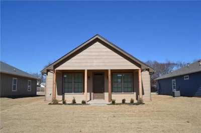 Home For Sale in Denison, Texas