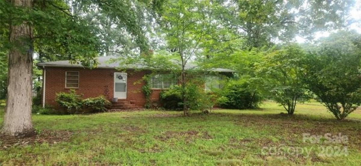 Picture of Home For Sale in Lincolnton, North Carolina, United States