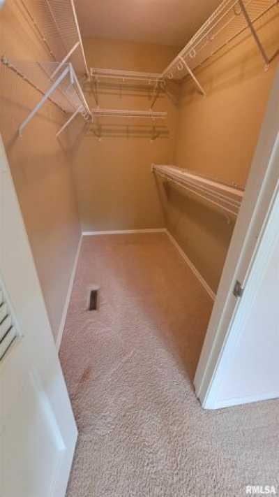 Home For Sale in Davenport, Iowa