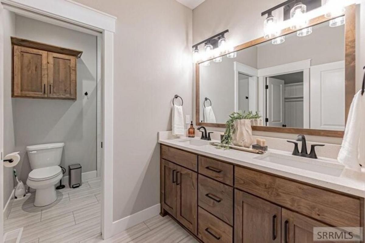 Picture of Home For Sale in Idaho Falls, Idaho, United States