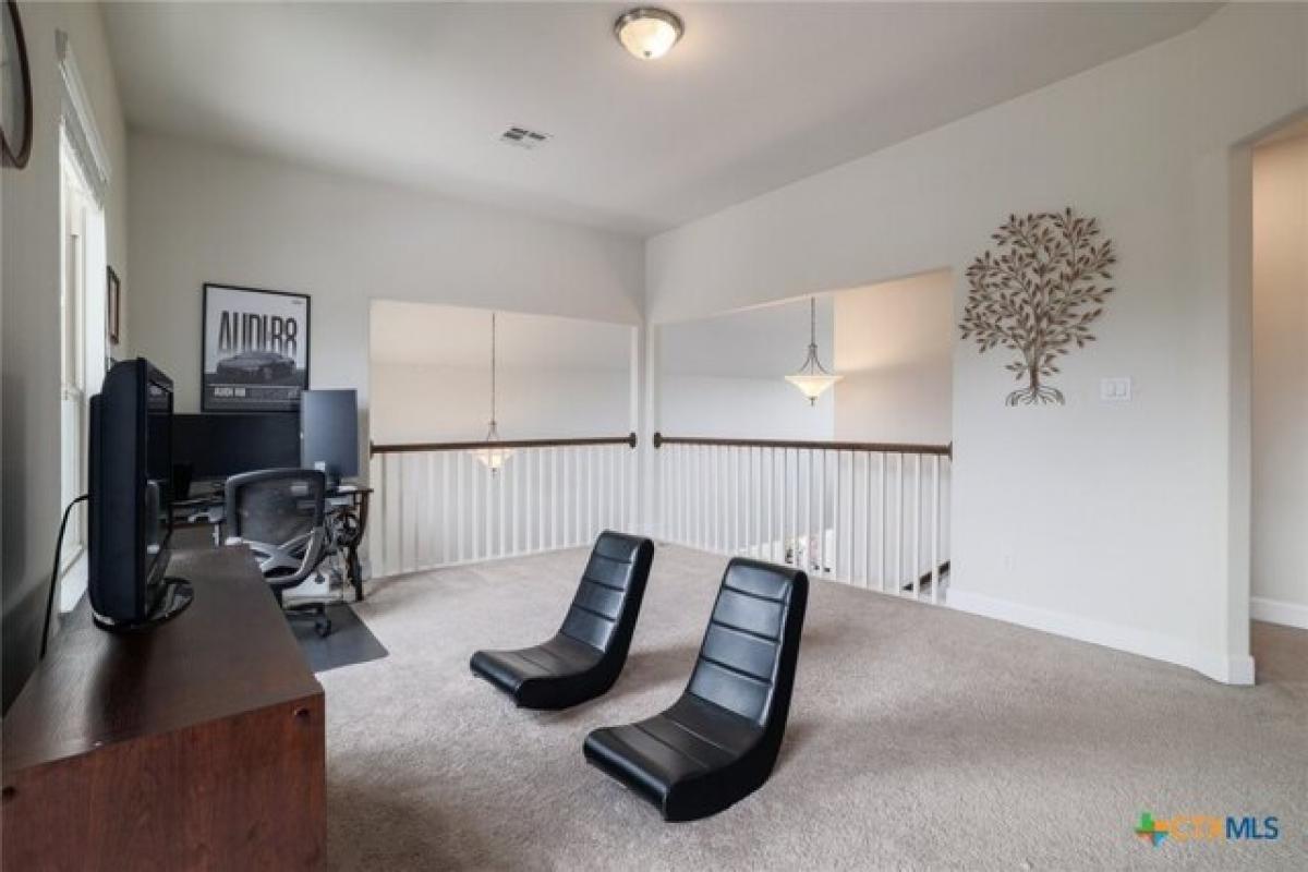 Picture of Home For Sale in Cedar Park, Texas, United States