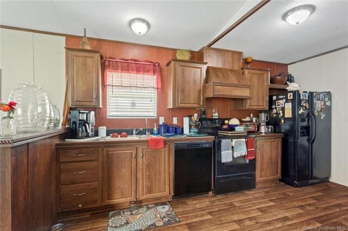 Picture of Home For Sale in Sulphur, Louisiana, United States