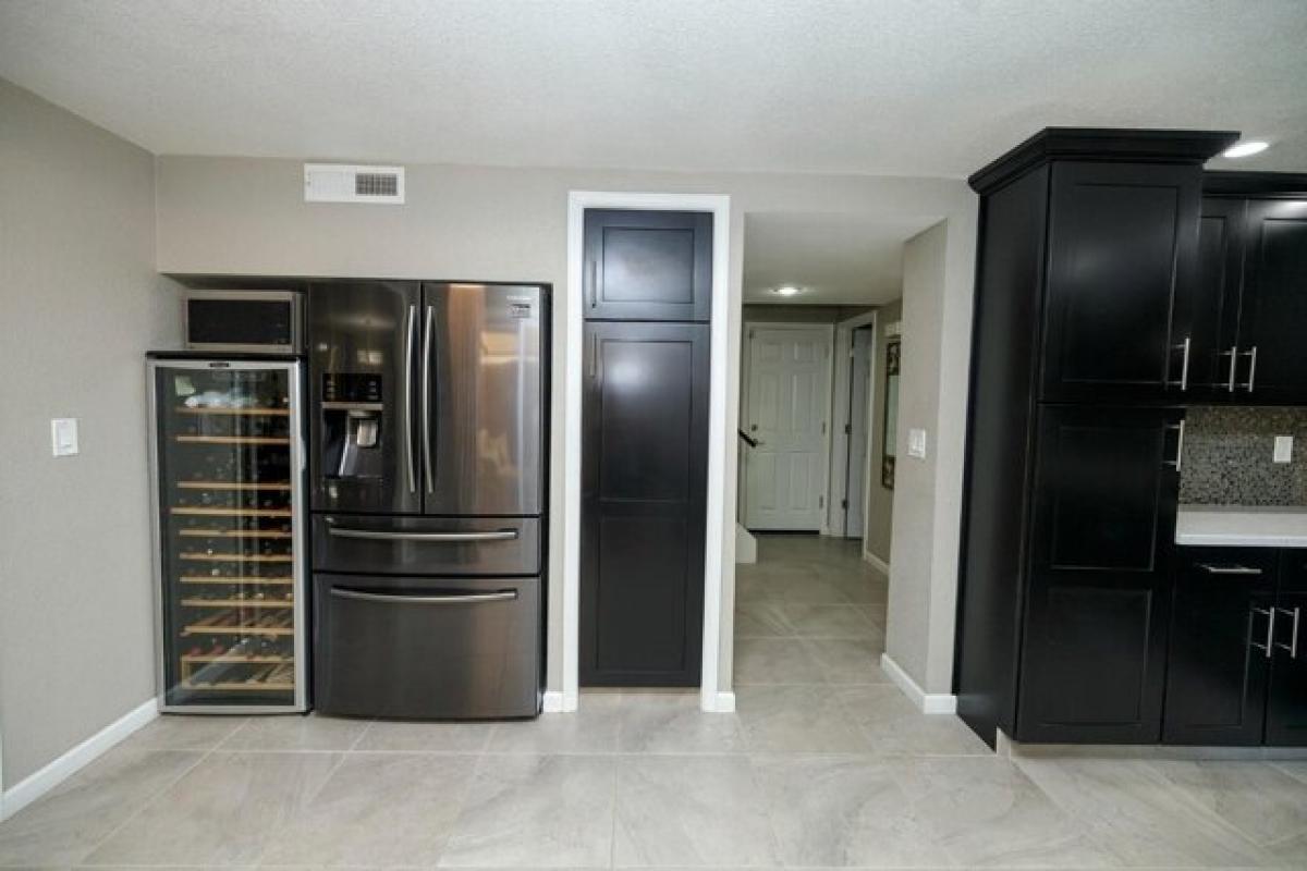 Picture of Home For Sale in Modesto, California, United States