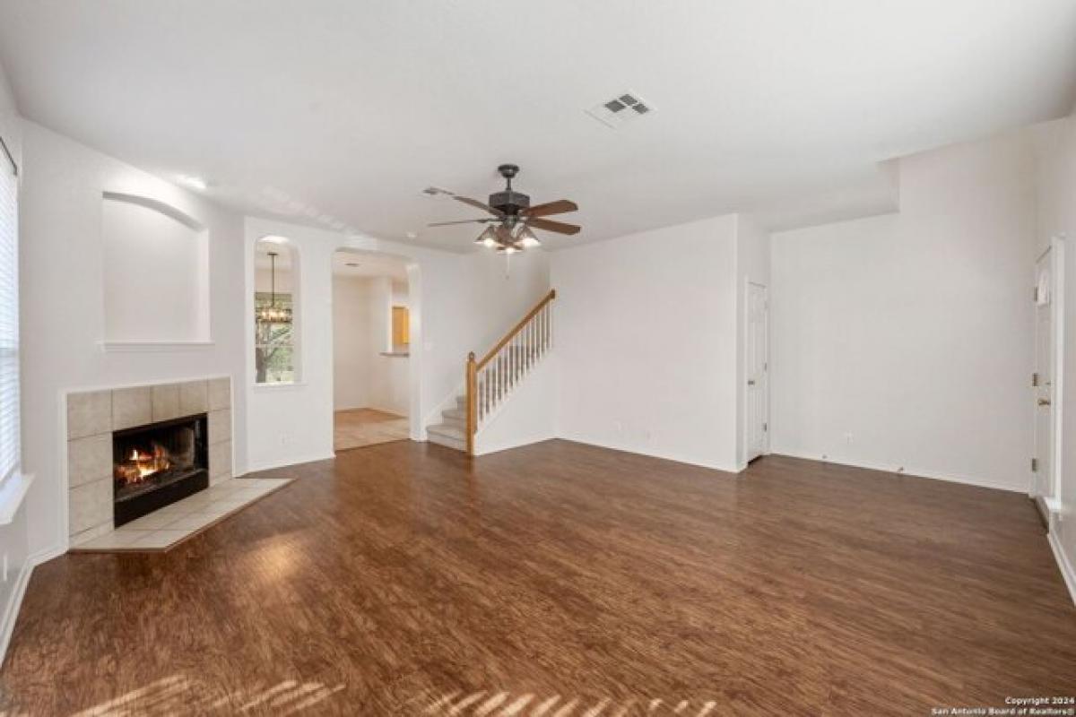 Picture of Home For Sale in New Braunfels, Texas, United States