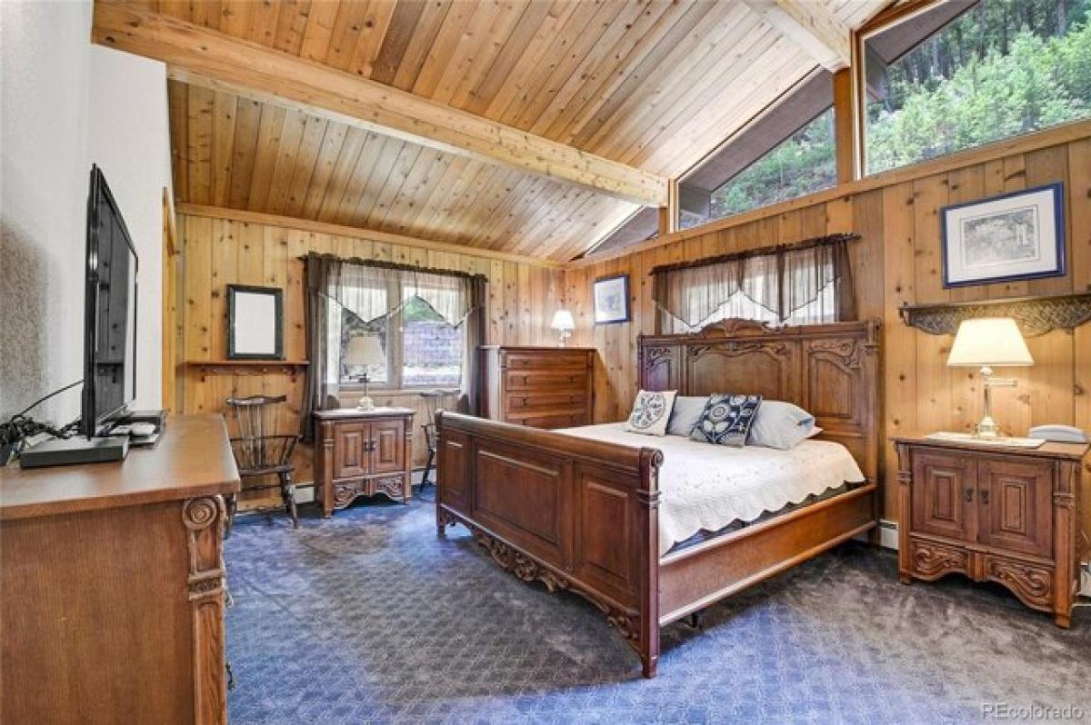 Picture of Home For Sale in Evergreen, Colorado, United States