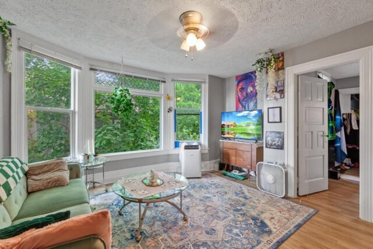 Picture of Home For Sale in Spokane, Washington, United States