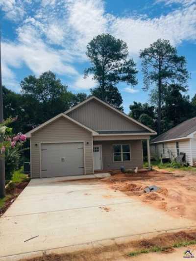 Home For Sale in Warner Robins, Georgia