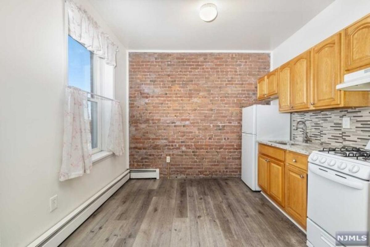 Picture of Apartment For Rent in Newark, New Jersey, United States
