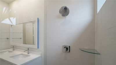 Home For Rent in Doral, Florida