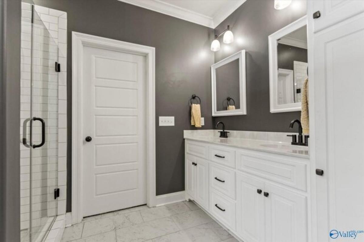 Picture of Home For Sale in Athens, Alabama, United States