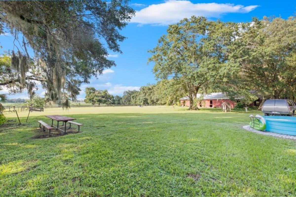 Picture of Home For Sale in Dade City, Florida, United States