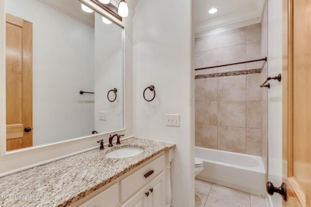 Picture of Home For Sale in Madison, Mississippi, United States