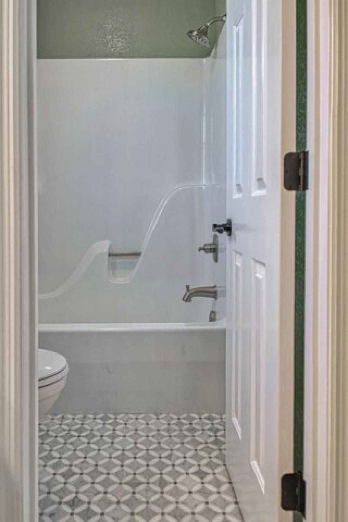 Picture of Home For Sale in Cookeville, Tennessee, United States