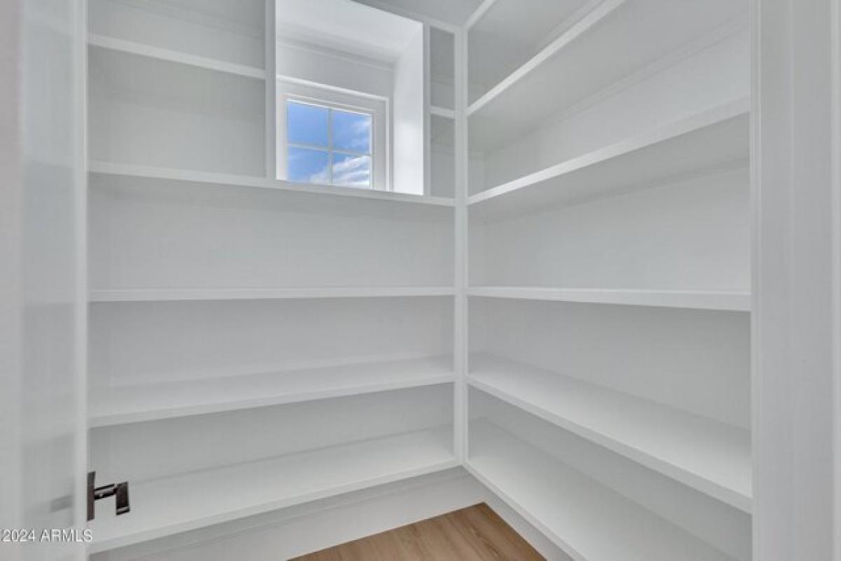 Picture of Home For Sale in Queen Creek, Arizona, United States