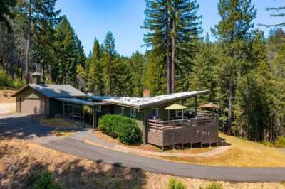 Home For Sale in Healdsburg, California