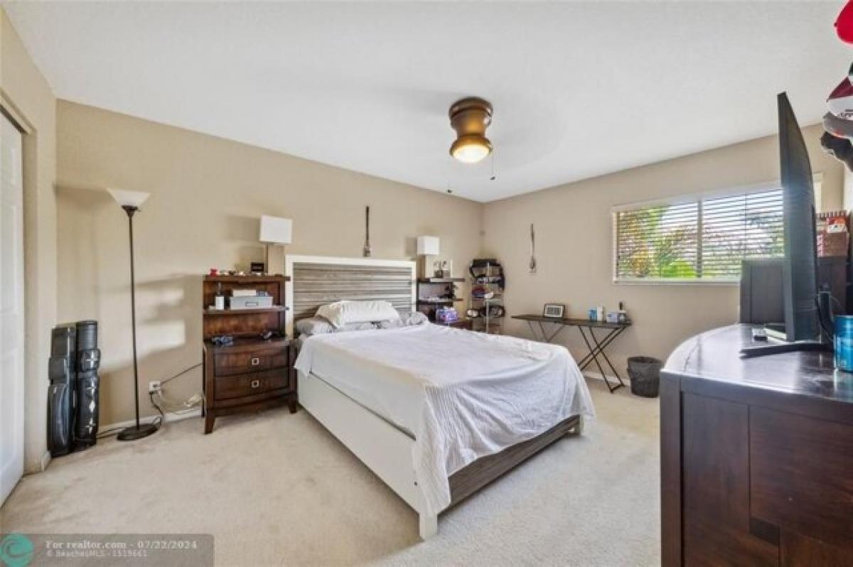 Picture of Home For Sale in Margate, Florida, United States