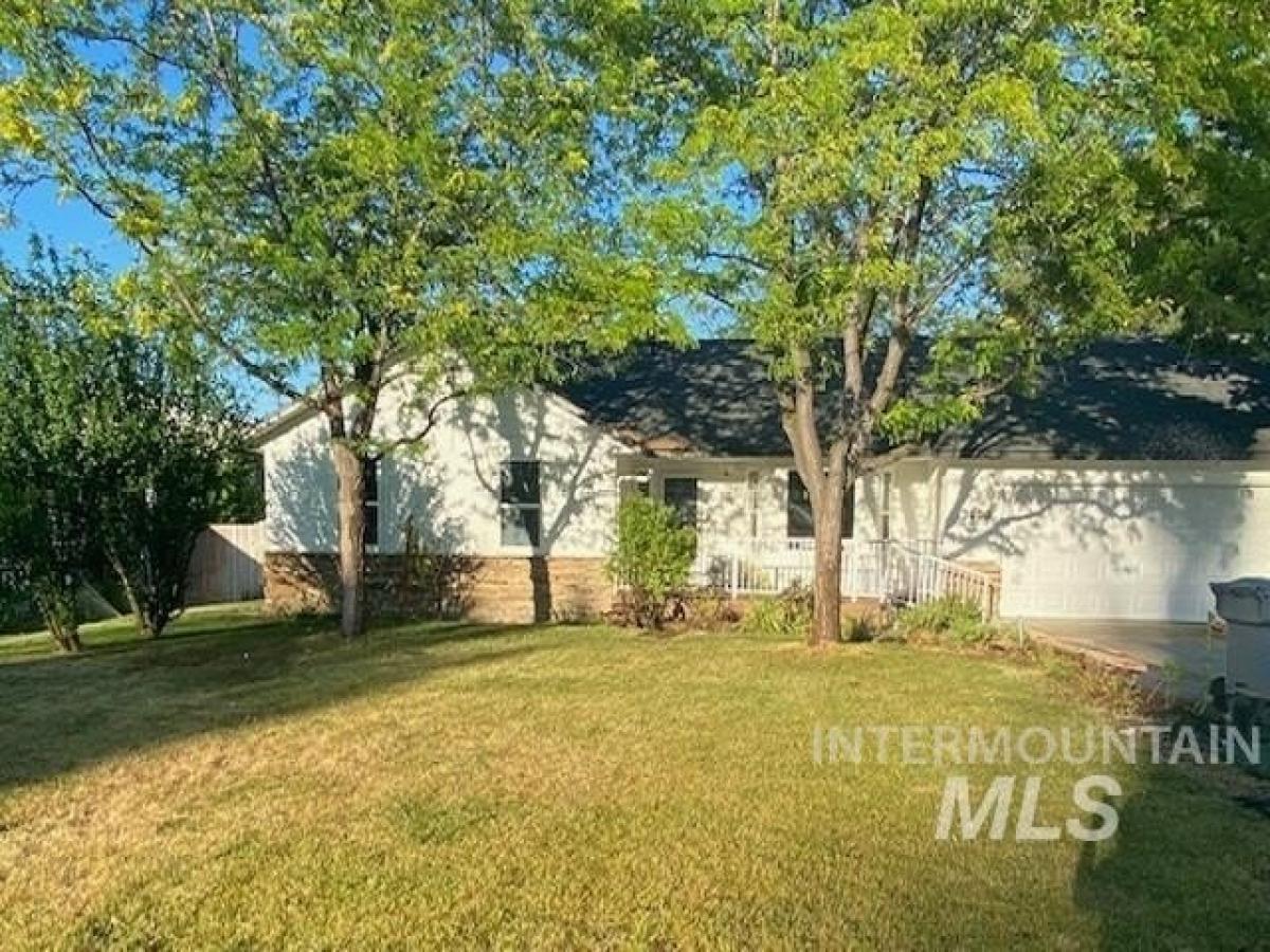 Picture of Home For Sale in Nampa, Idaho, United States