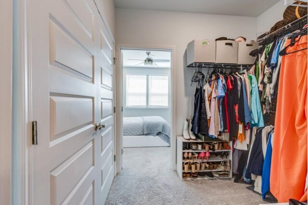 Picture of Home For Sale in Franklin, Tennessee, United States