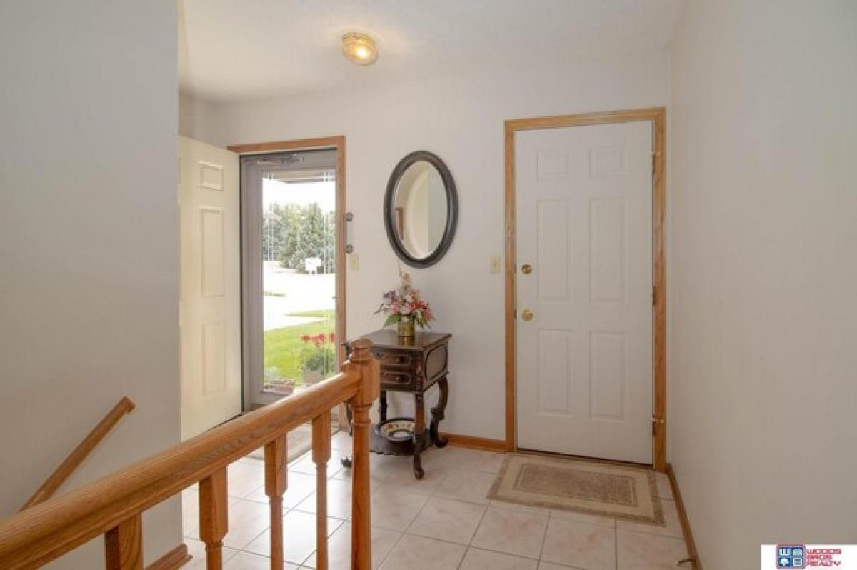 Picture of Home For Sale in Lincoln, Nebraska, United States