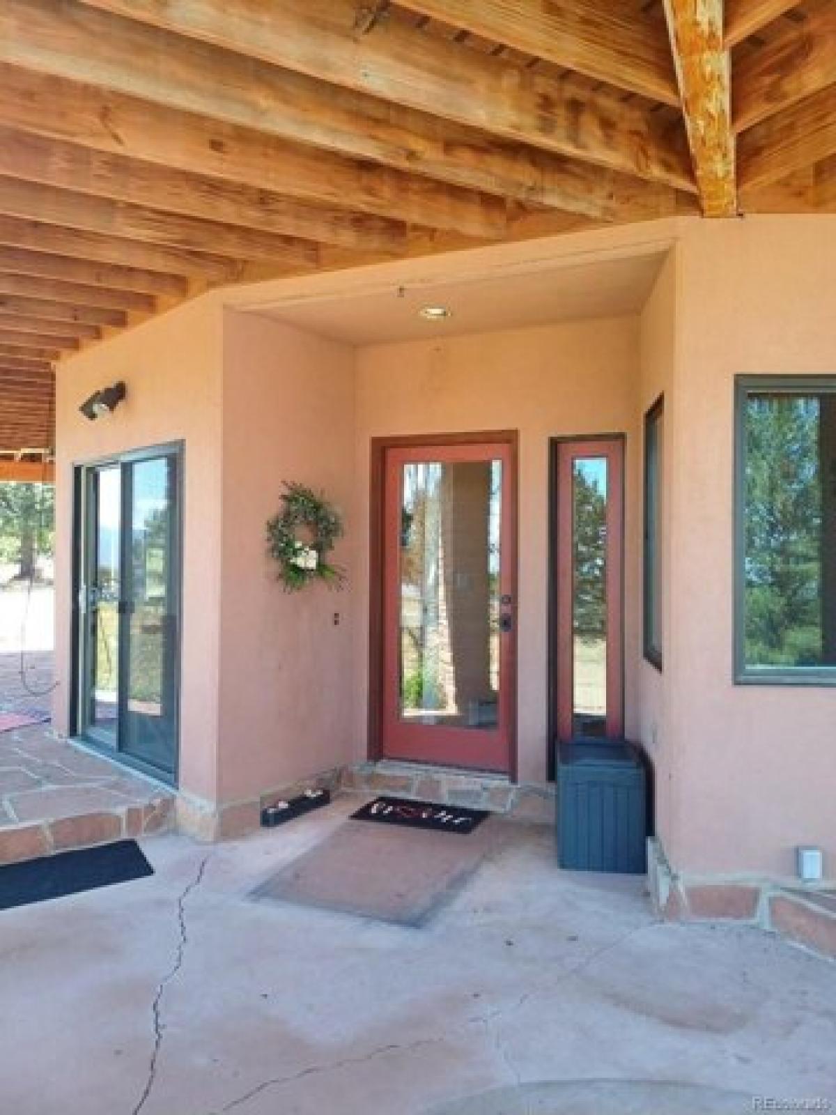 Picture of Home For Sale in Longmont, Colorado, United States