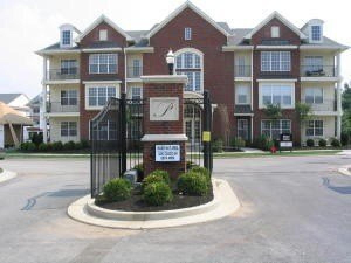 Picture of Home For Sale in Franklin, Tennessee, United States