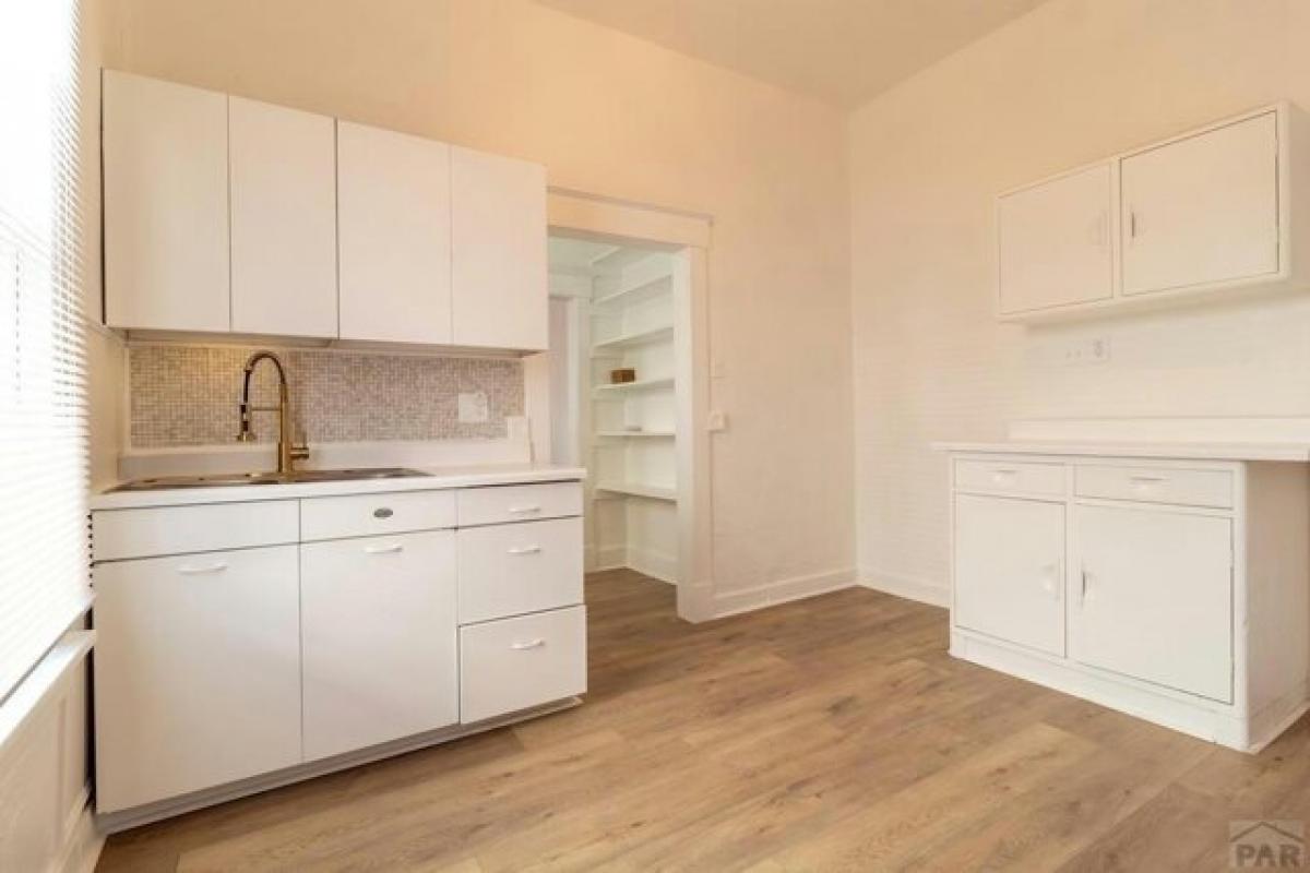 Picture of Home For Sale in Pueblo, Colorado, United States