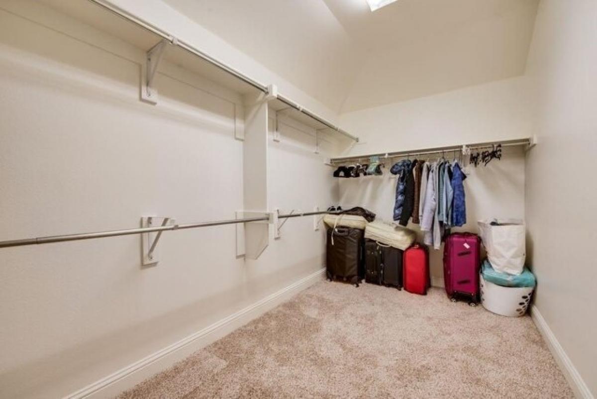 Picture of Home For Sale in Forney, Texas, United States