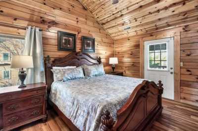 Home For Sale in Pigeon Forge, Tennessee