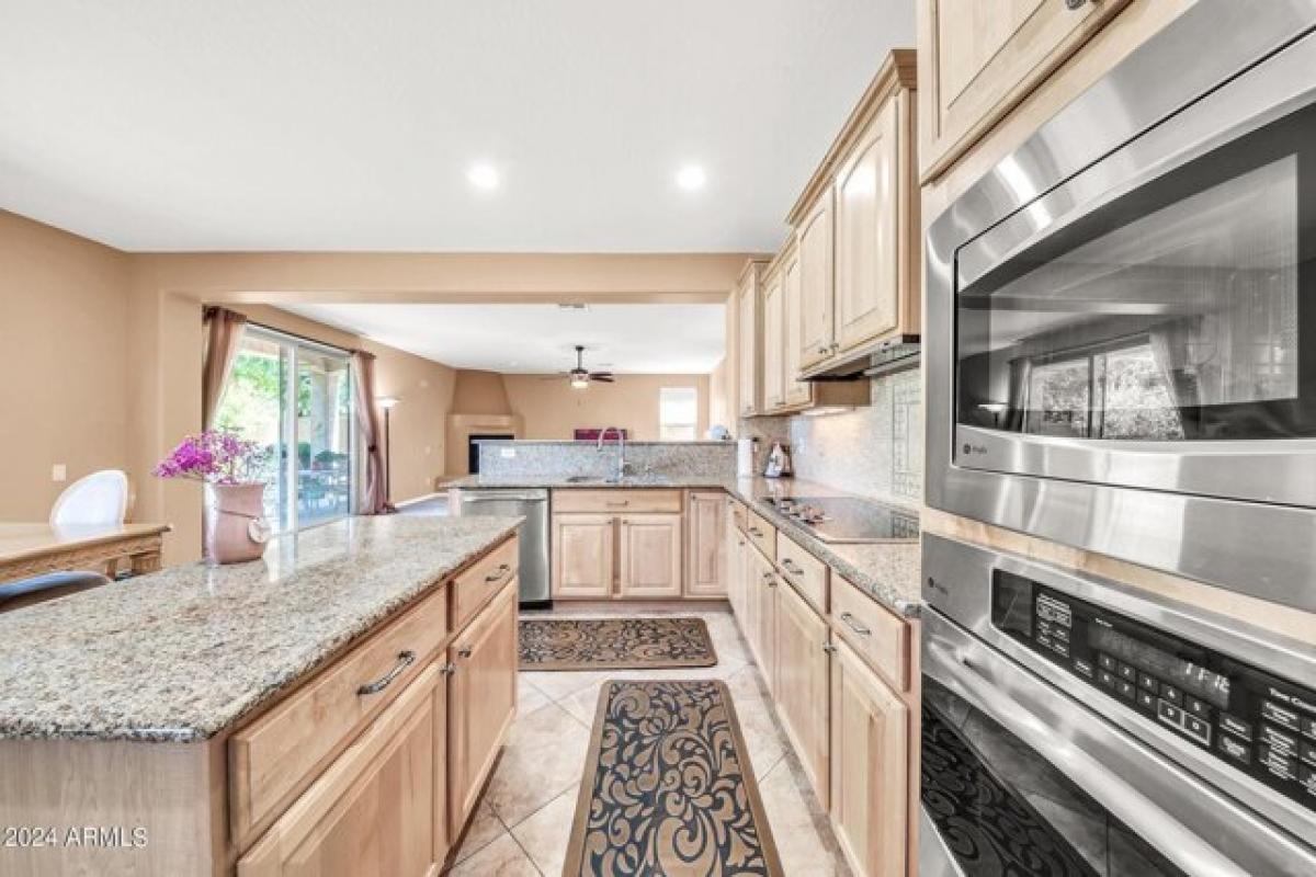 Picture of Home For Sale in Mesa, Arizona, United States