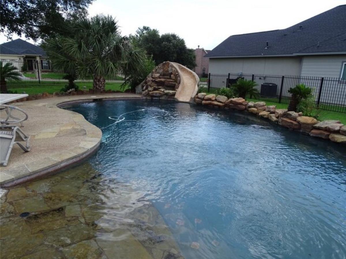 Picture of Home For Sale in Montgomery, Texas, United States